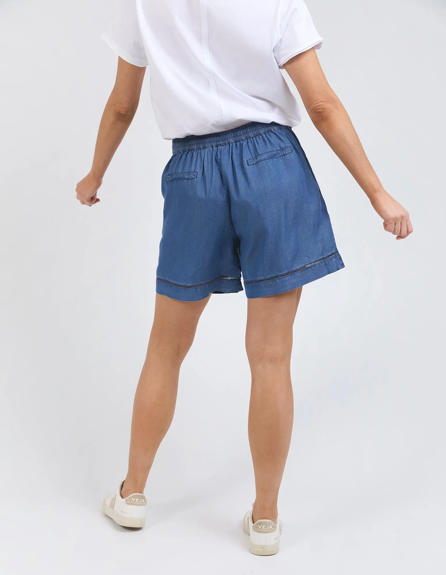 Astrid Chambray Short Dark Blue Wash