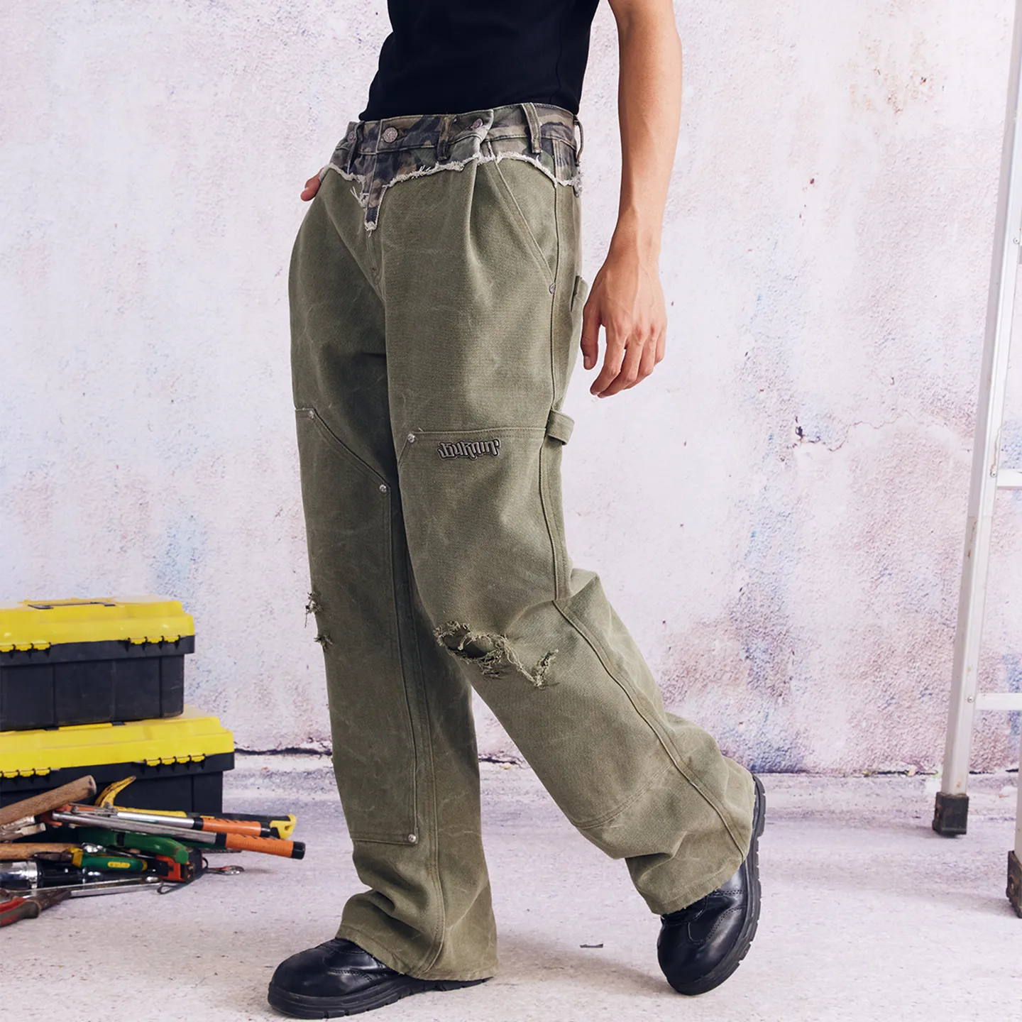 BURNIN* "Burnin for People" camouflage stitching ripped logging pants