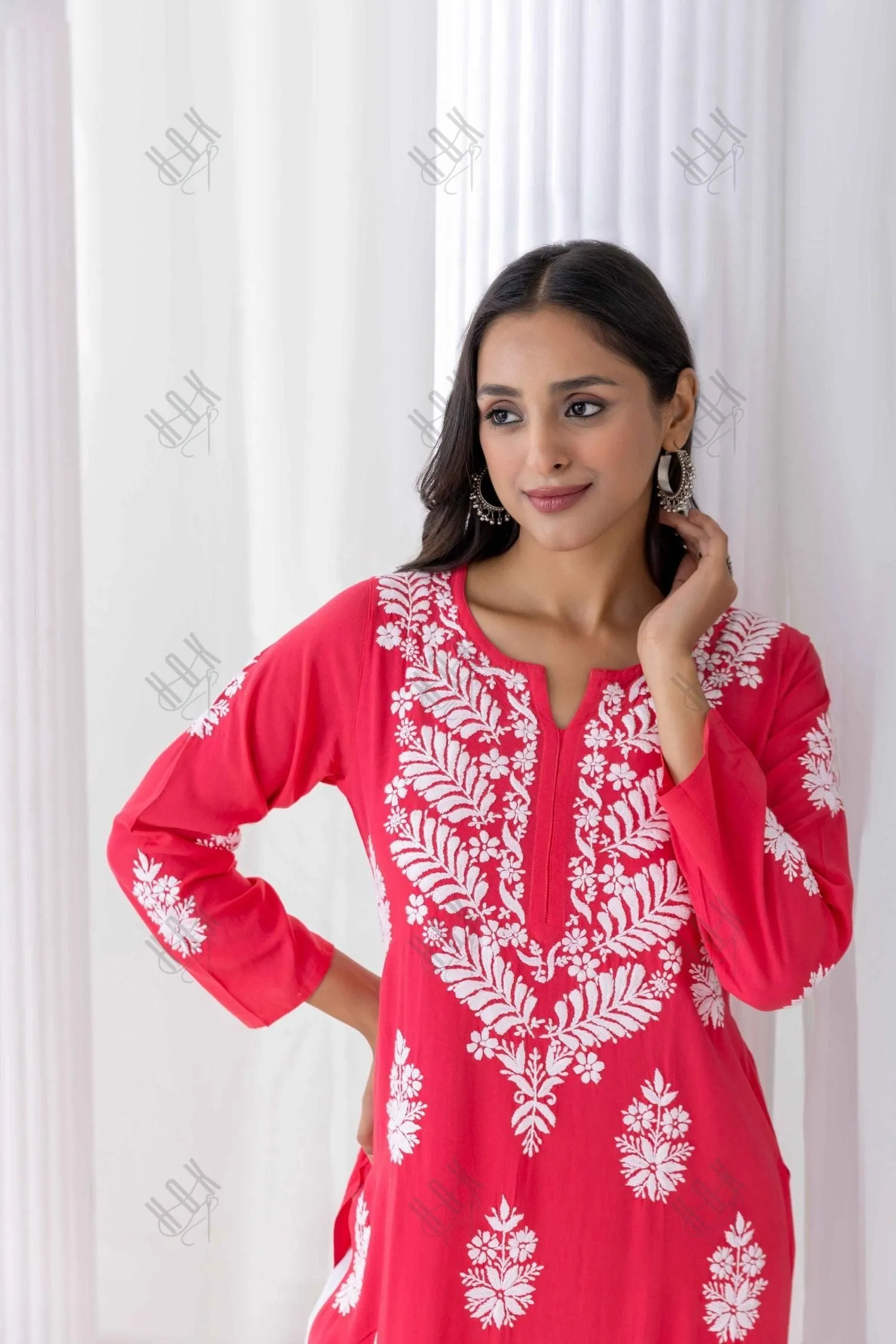 Fizaa chikankari Kurta in Red