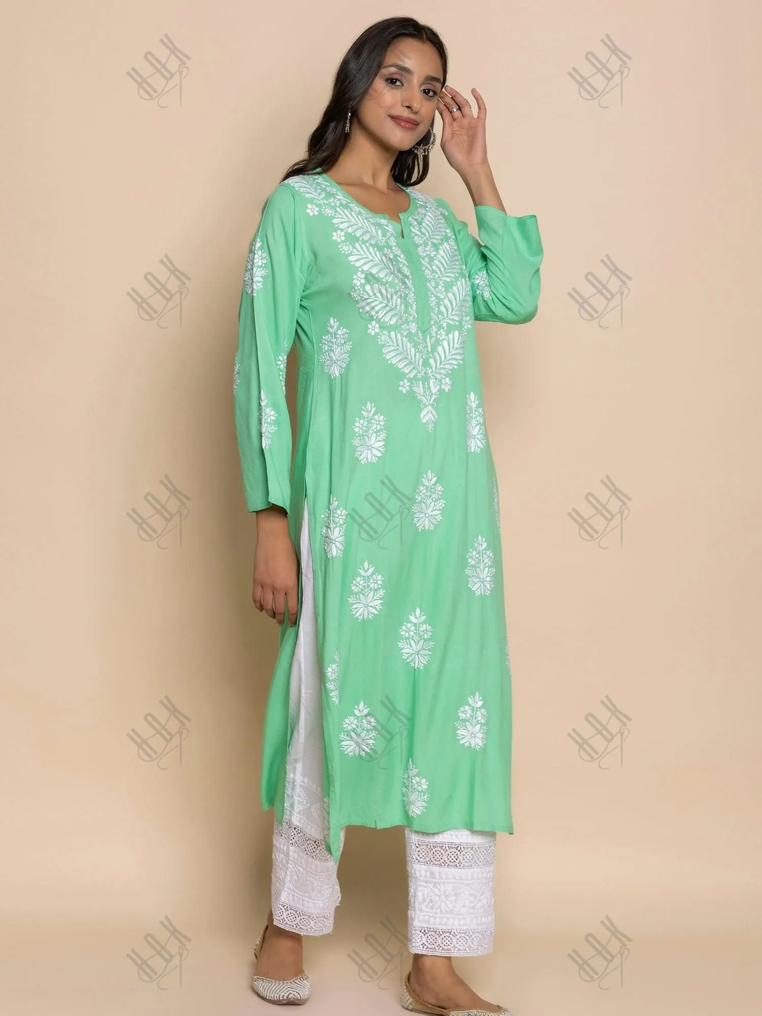 Fizaa chikankari Kurta in Sea Green