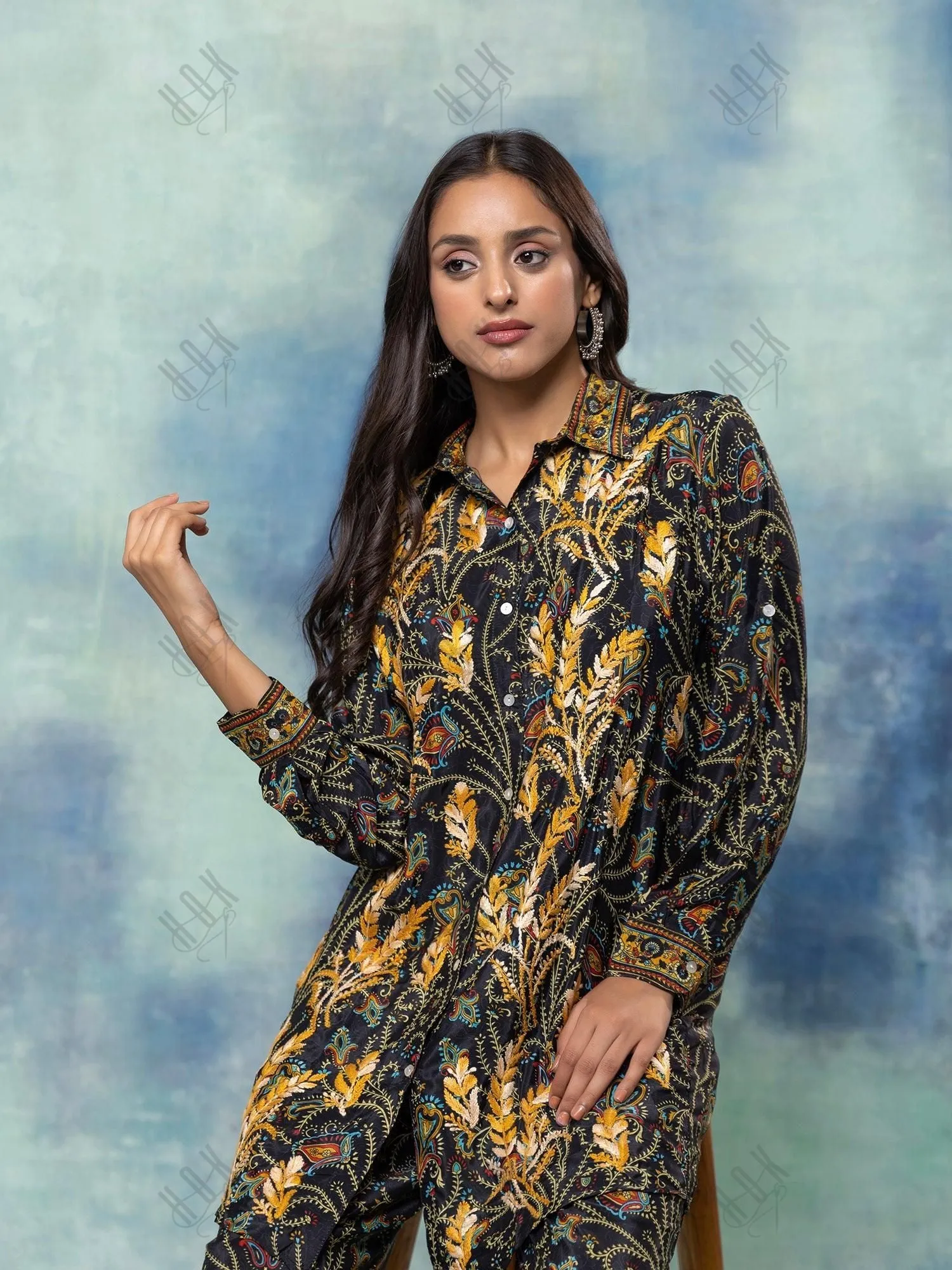 Fizaa Hand embroidered chikankari Kurta in Poly Silk Multicolor