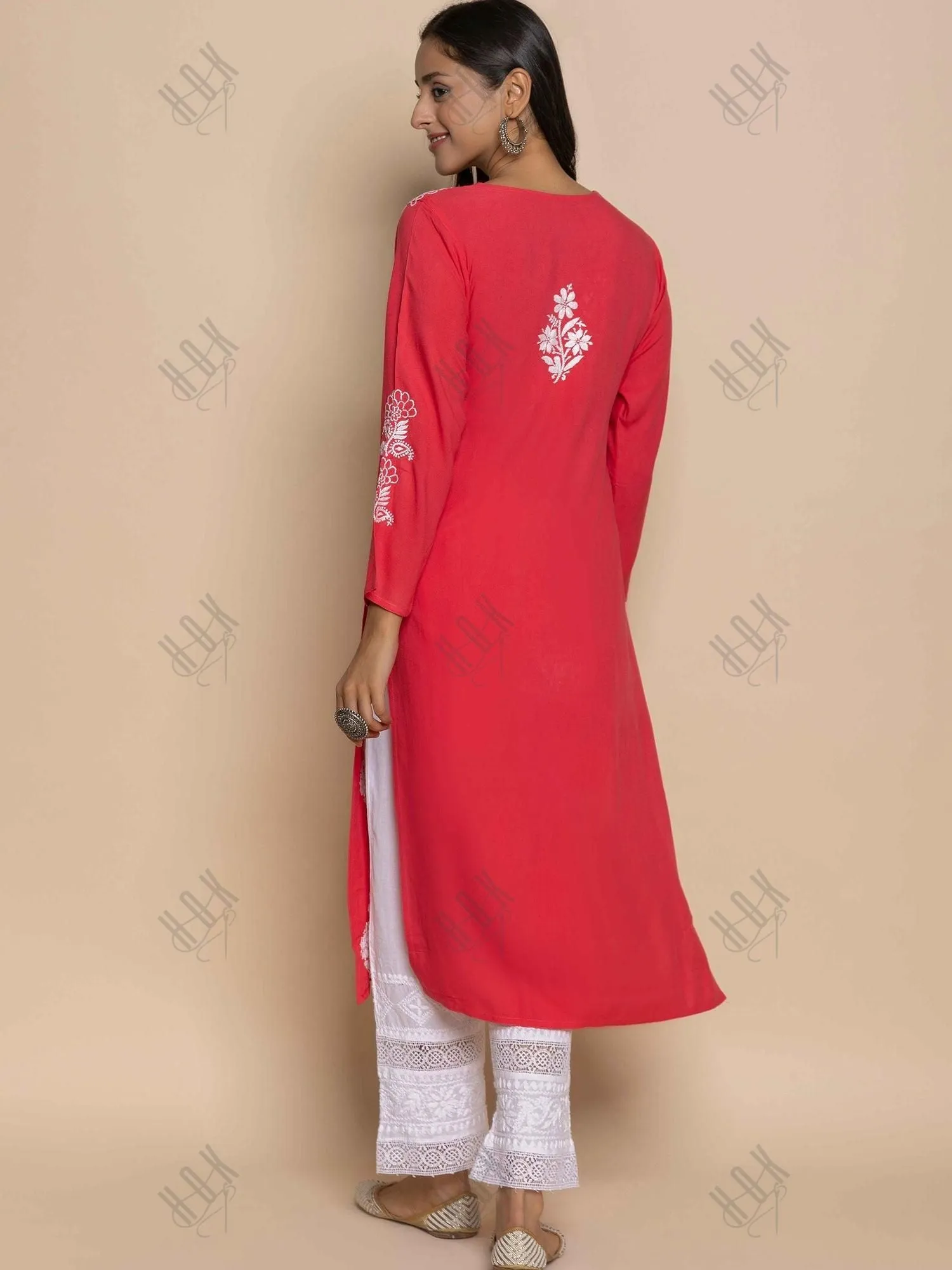 Fizaa Hand Embroidered Chikankari Kurta in Red