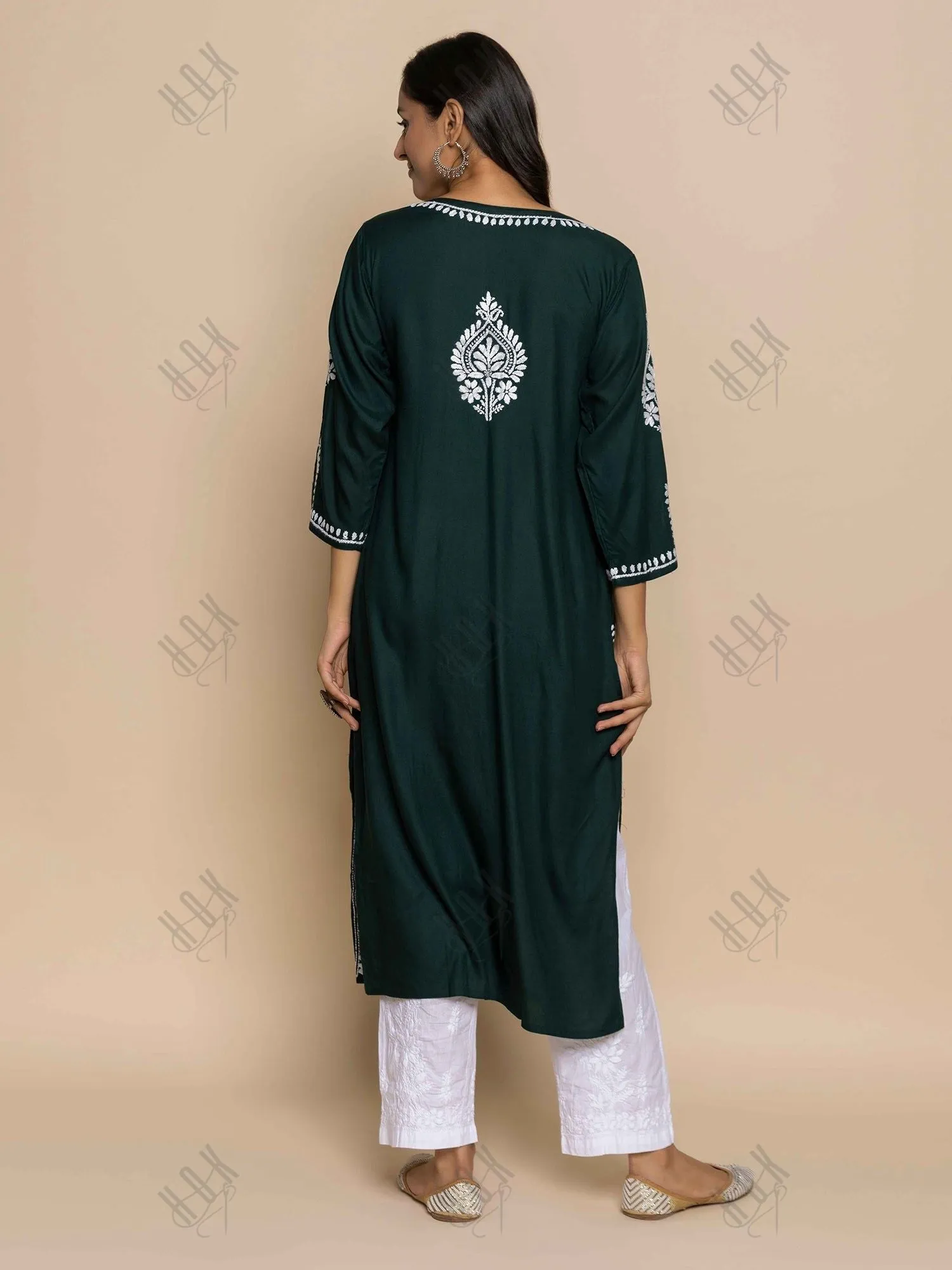 Jhanvi in Fizaa Chikankari Kurta in Rayon Cotton Notch Neck Sea Green