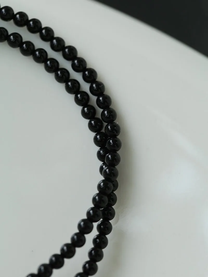 Minimalist Modern Baroque Pearl Black Onyx Beaded Necklace