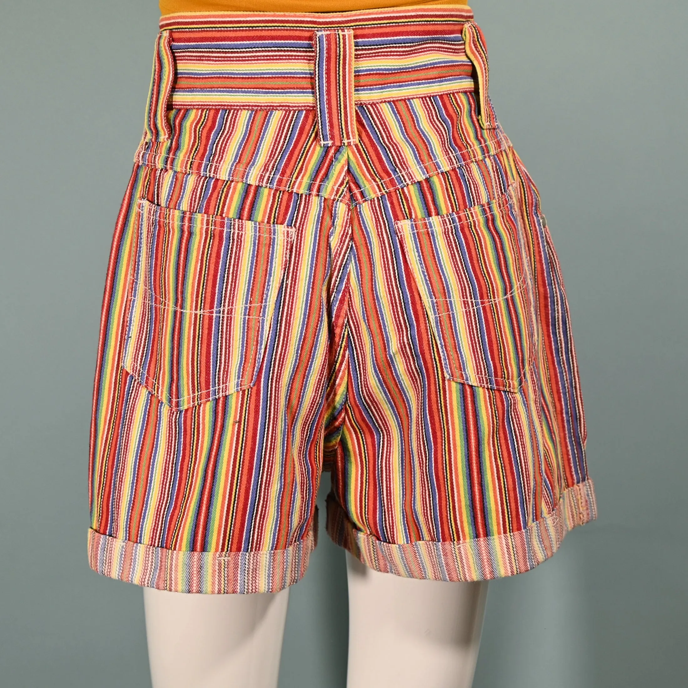 Nada Nuff 80s High Waist Striped Shorts SZ 9