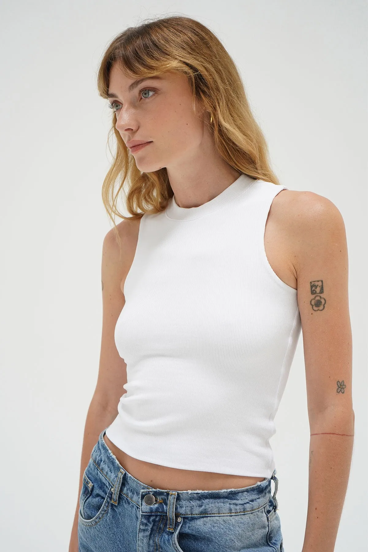 Ribbed Double Layer Sleeveless - White