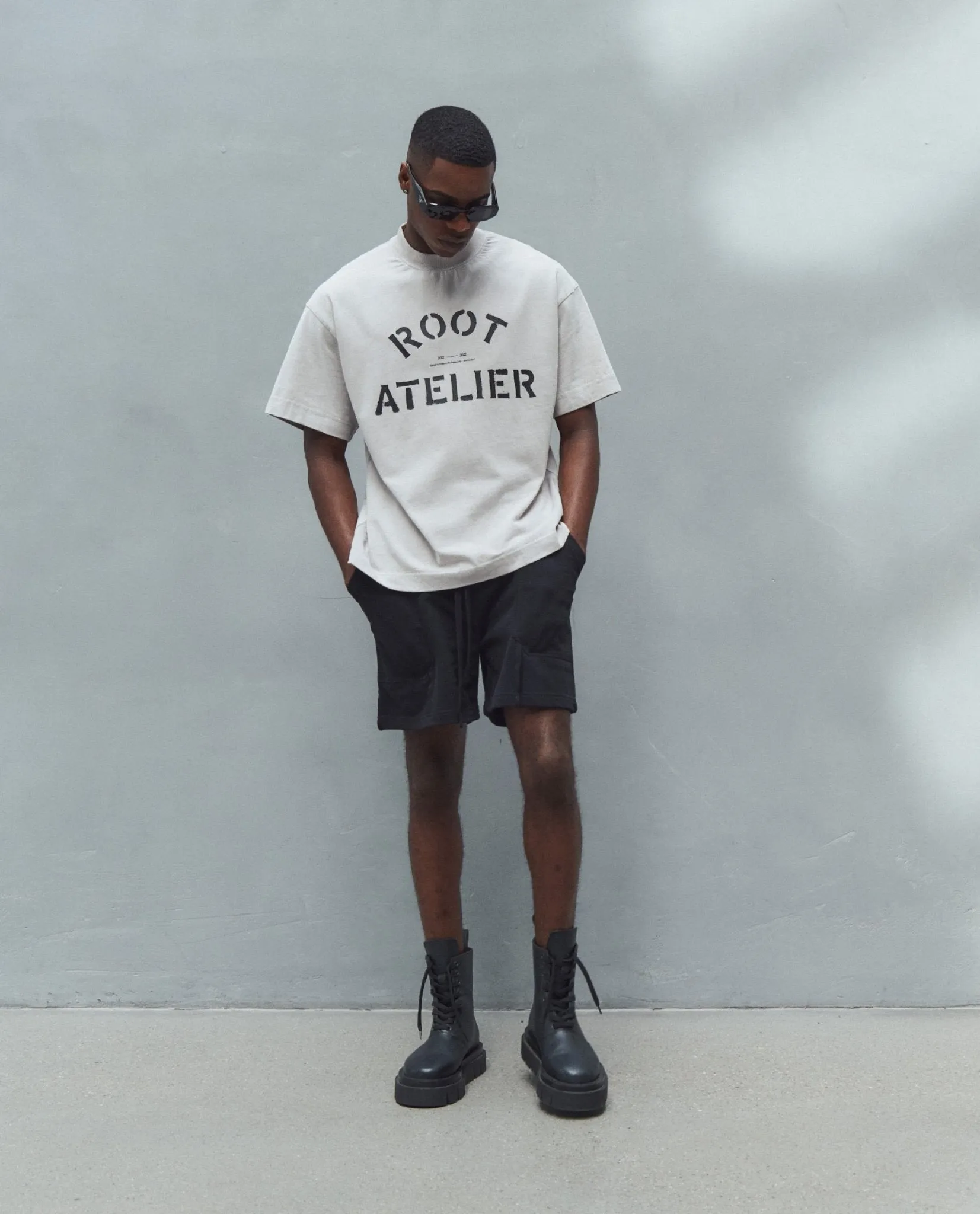 Root Mood Blck Shorts