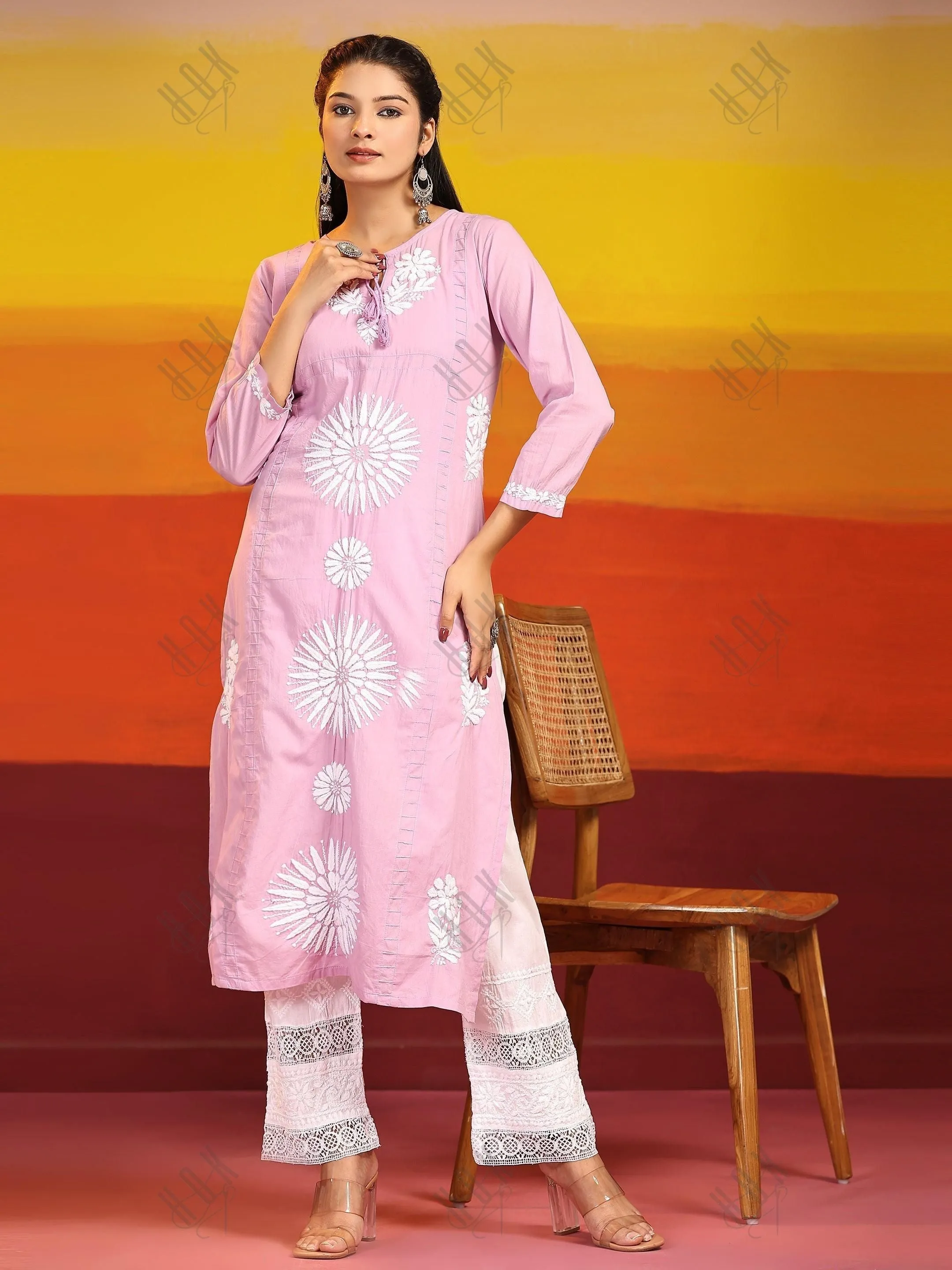 Samma Hand Embroidery Kurta With Dori In Cotton For Women Lavender