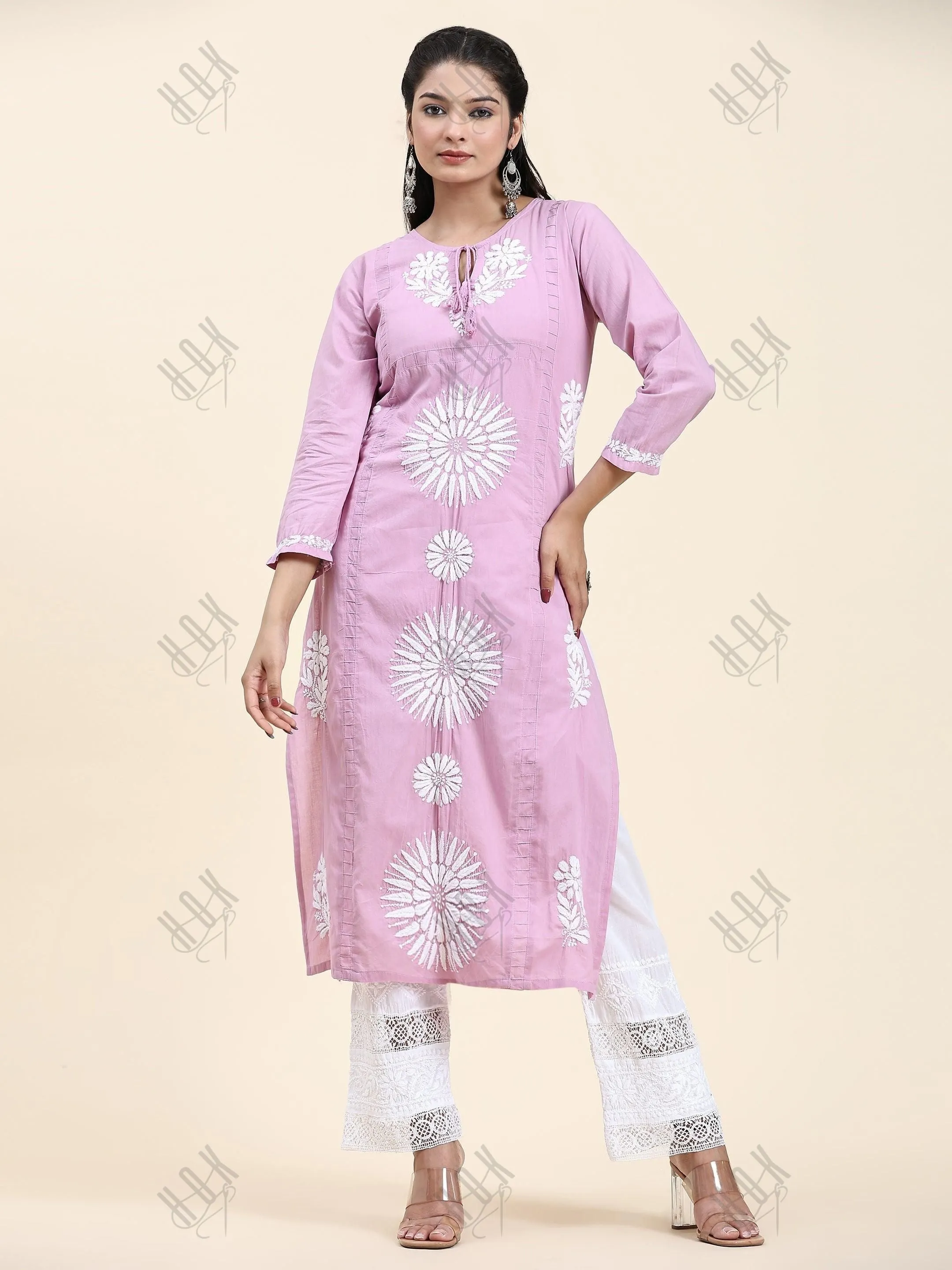 Samma Hand Embroidery Kurta With Dori In Cotton For Women Lavender