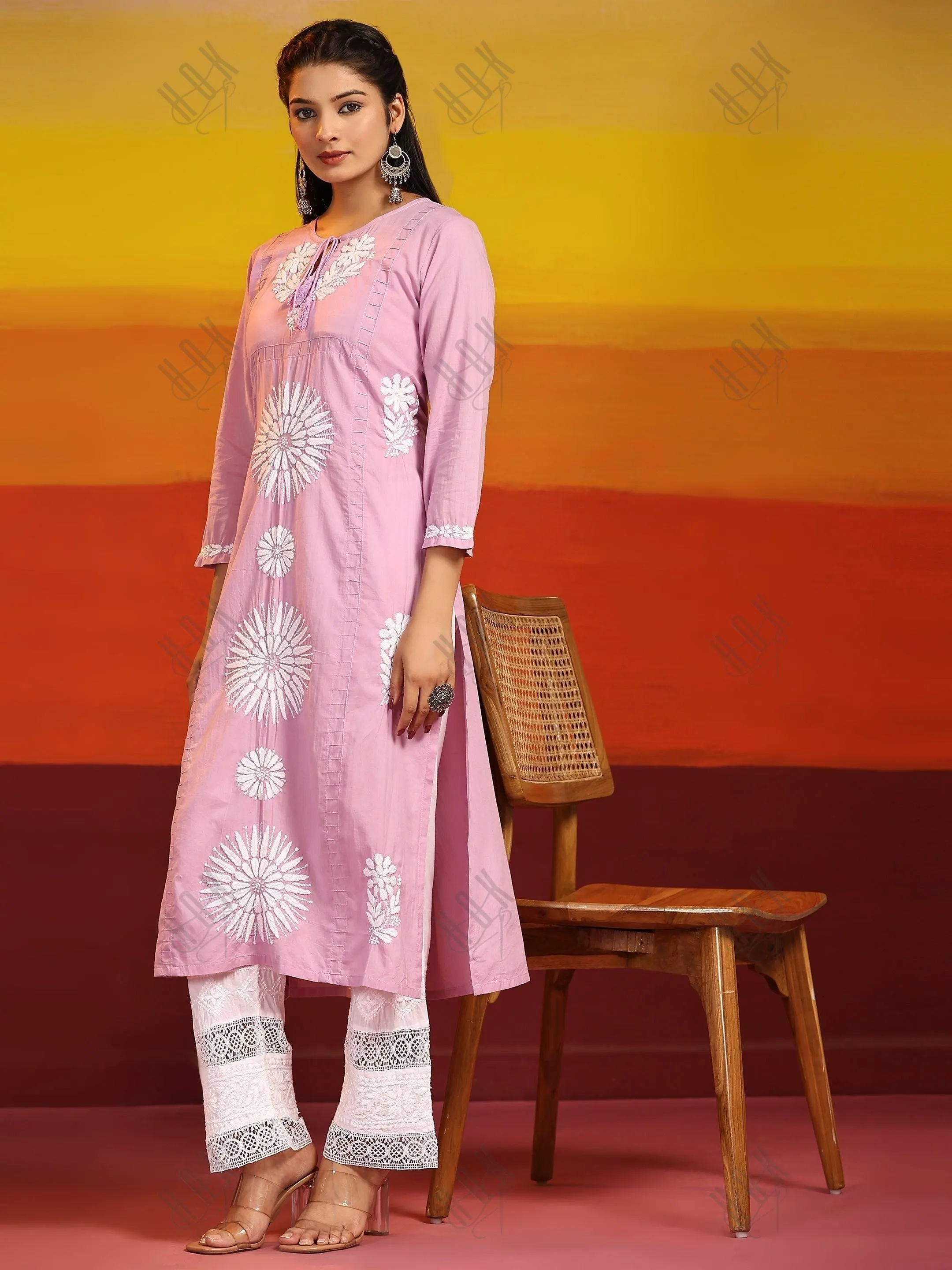 Samma Hand Embroidery Kurta With Dori In Cotton For Women Lavender