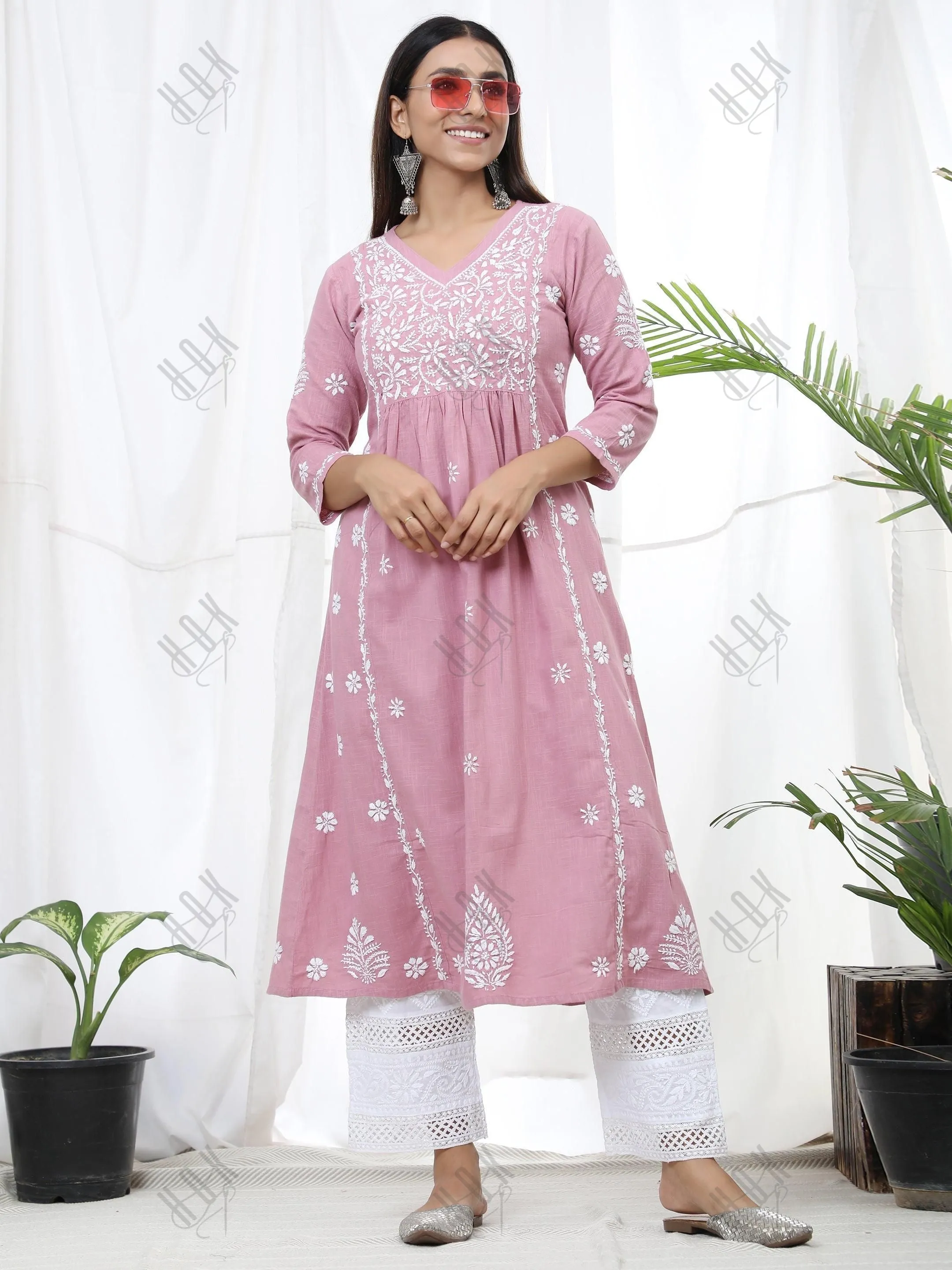 Sharmin in Hand Embroidery Chikankari Long Kurti for Women Peach