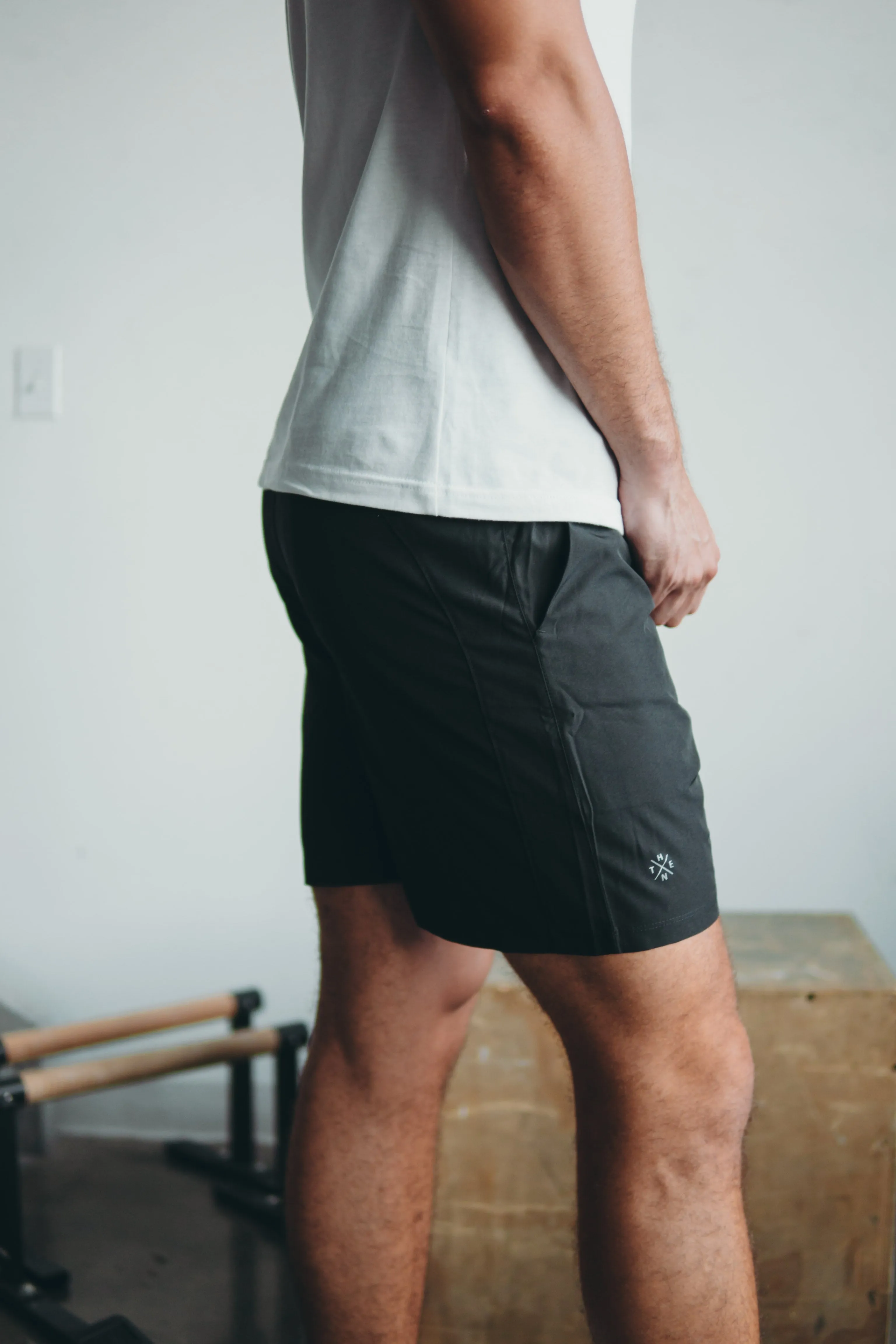 Thenx Shorts - Black